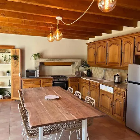 Des Coteaux D'ebreuil Ebreuil